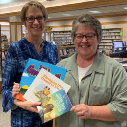 First Citizens Donates New Children's Books